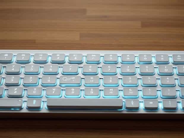 Charging Royal Kludge Keyboard
