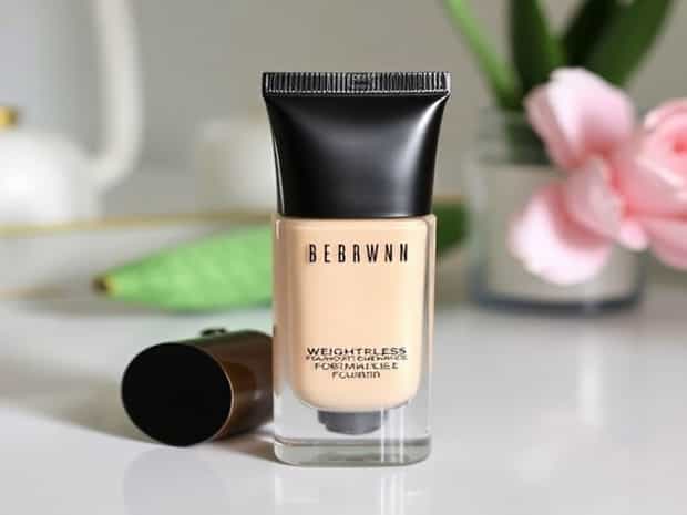 Bobbi Brown Weightless Foundation Review