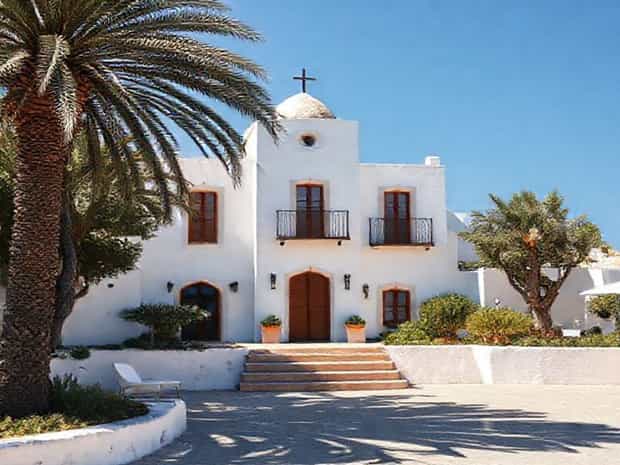 Majorca Village Crowned Most Beautiful
