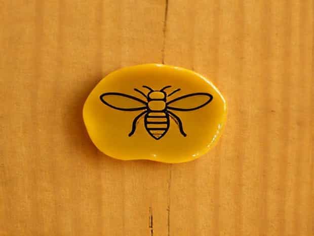 Disadvantages Of Beeswax On Wood